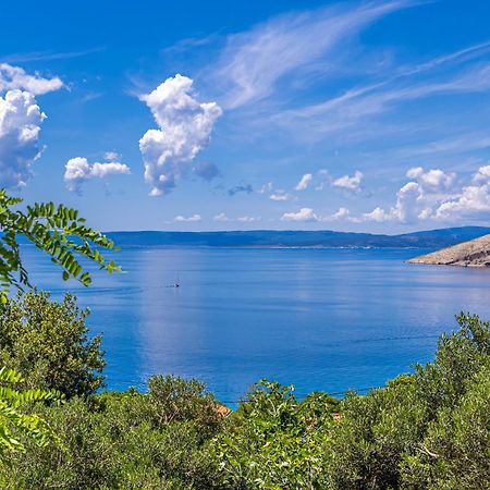 Private Accommodation Stara Baška Kültér fotó