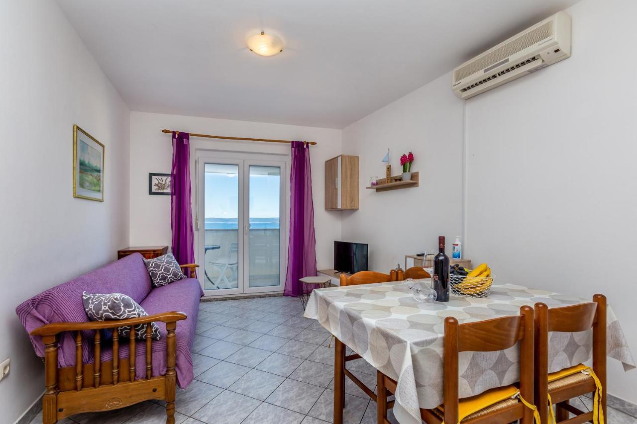 Private Accommodation Stara Baška Kültér fotó