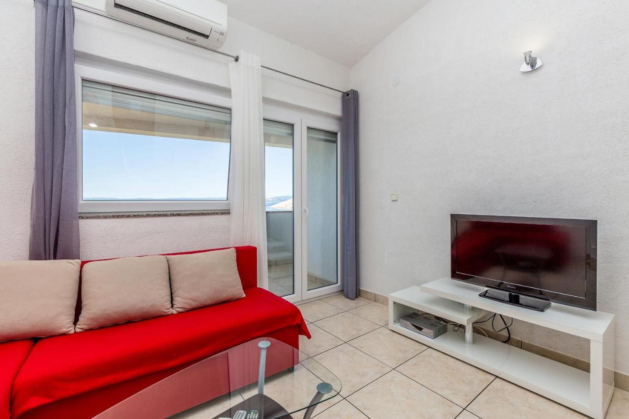 Private Accommodation Stara Baška Kültér fotó